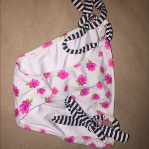 LOT of 2 bikini bottoms size XS